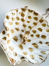 Load image into Gallery viewer, Coastal Shell Necklace