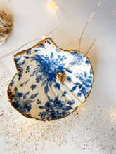 Load image into Gallery viewer, PRE-SALE: Shell Jewelry Dish Blue Floral Design