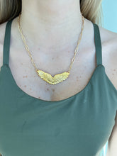 Load image into Gallery viewer, Begin to Soar Necklace
